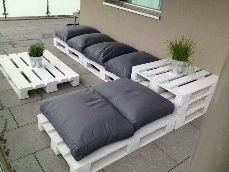 Common DIY projects and where to find free pallets